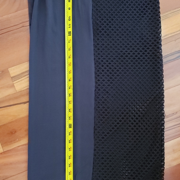 ALALA  Scarf, Black - Picture 5 of 6